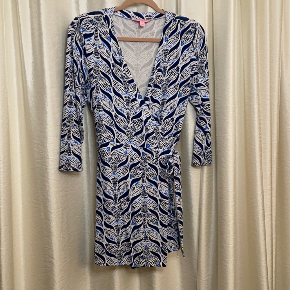 Lilly Pulitzer Karlie Wrap Romper. Medium.